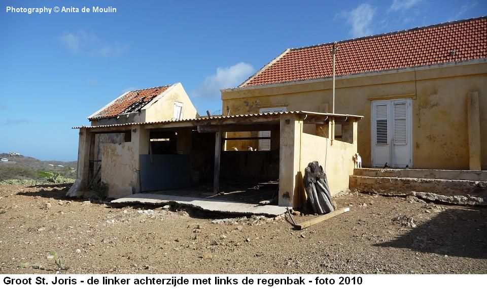 27. Groot St. Joris linker achterzijde met regenbak 2010